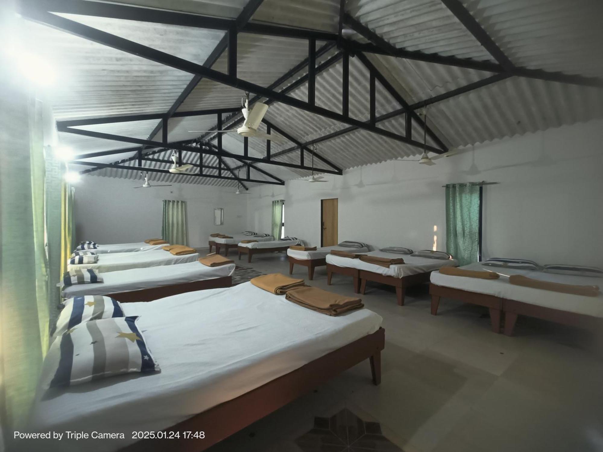 Gir County Resort Sasan Gir Quarto foto