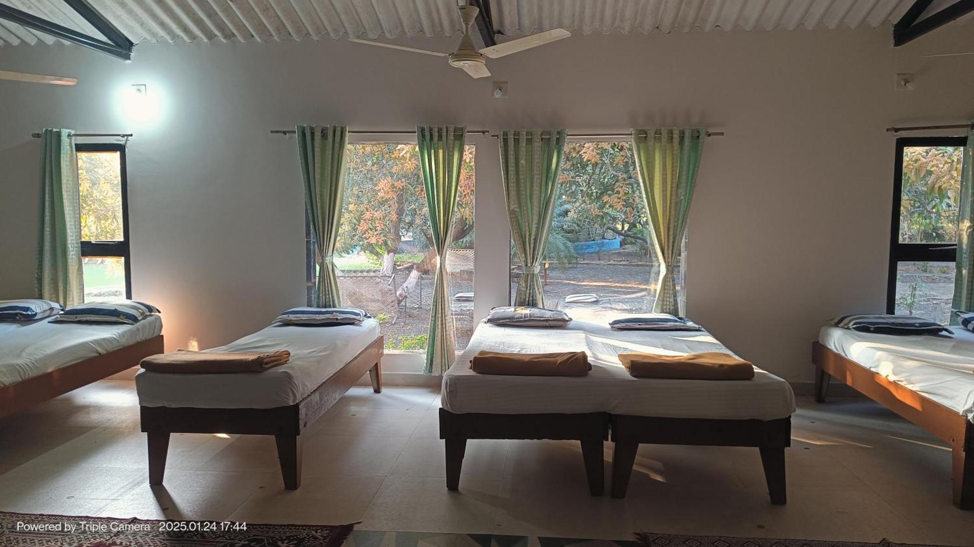 Gir County Resort Sasan Gir Quarto foto