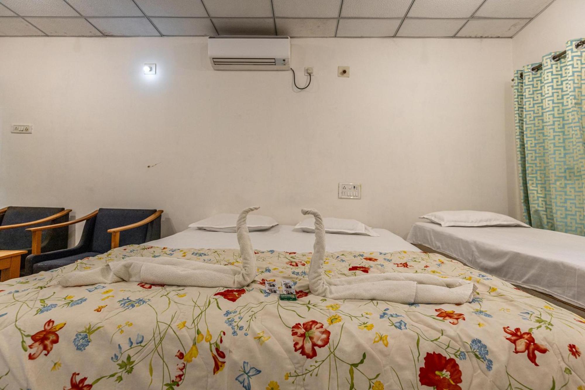 Gir County Resort Sasan Gir Quarto foto